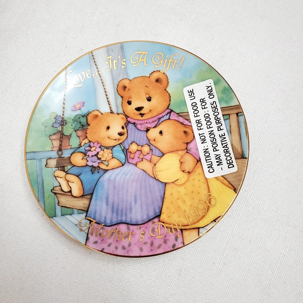 Vintage 1996 Avon "Love...It's A Gift" Mother's Day Plate 5 in. โกโ NEW!